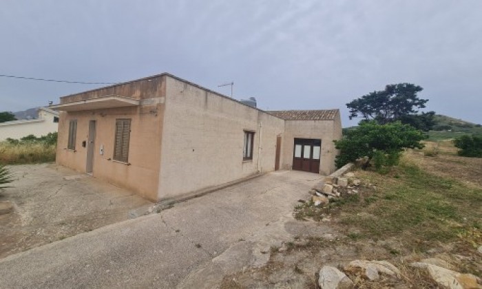 Miniature Foto case-indipendenti  valderice Vendesi caseggiato Chiesanuova